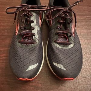 Brooks Adrenaline 20 running shoes size 9